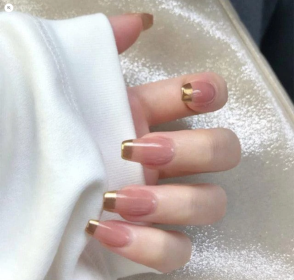 Get the Perfect Manicure with Our Stunning Collection of Women's Fake Nails (Type: Pink With Gold Tips)