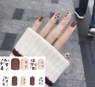 Get the Perfect Manicure with Our Stunning Collection of Women's Fake Nails (Type: Animal Mix)